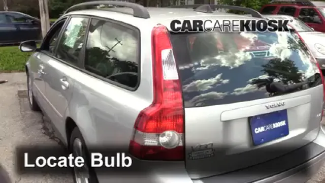 2007 Volvo V50 2.4i 2.4L 5 Cyl. Éclairage Feux de position arrière (remplacer ampoule)